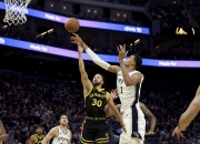 英雄联盟总决赛直播-包含白俄罗斯队遭遇挑战，晋级前景蒙上阴影的词条