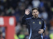 英雄联盟总决赛赛程-切尔西横扫西班牙，梅西带队取胜