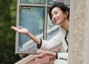 英雄联盟总决赛直播-今夜，他定义巨星，安联球场上，苏亚雷斯以一己之力改写美牙之战