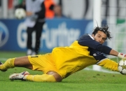 英雄联盟总决赛直播-当绿野仙踪撞上黑羽，2009年东决的时空错位之役