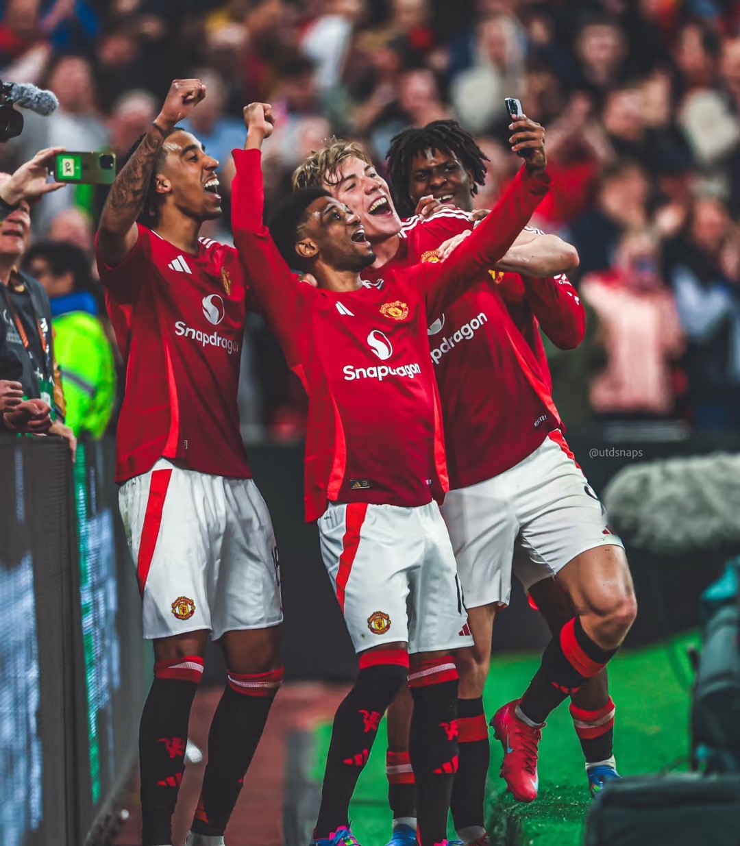 曼联出局，利物浦成功挺进欧冠半决赛