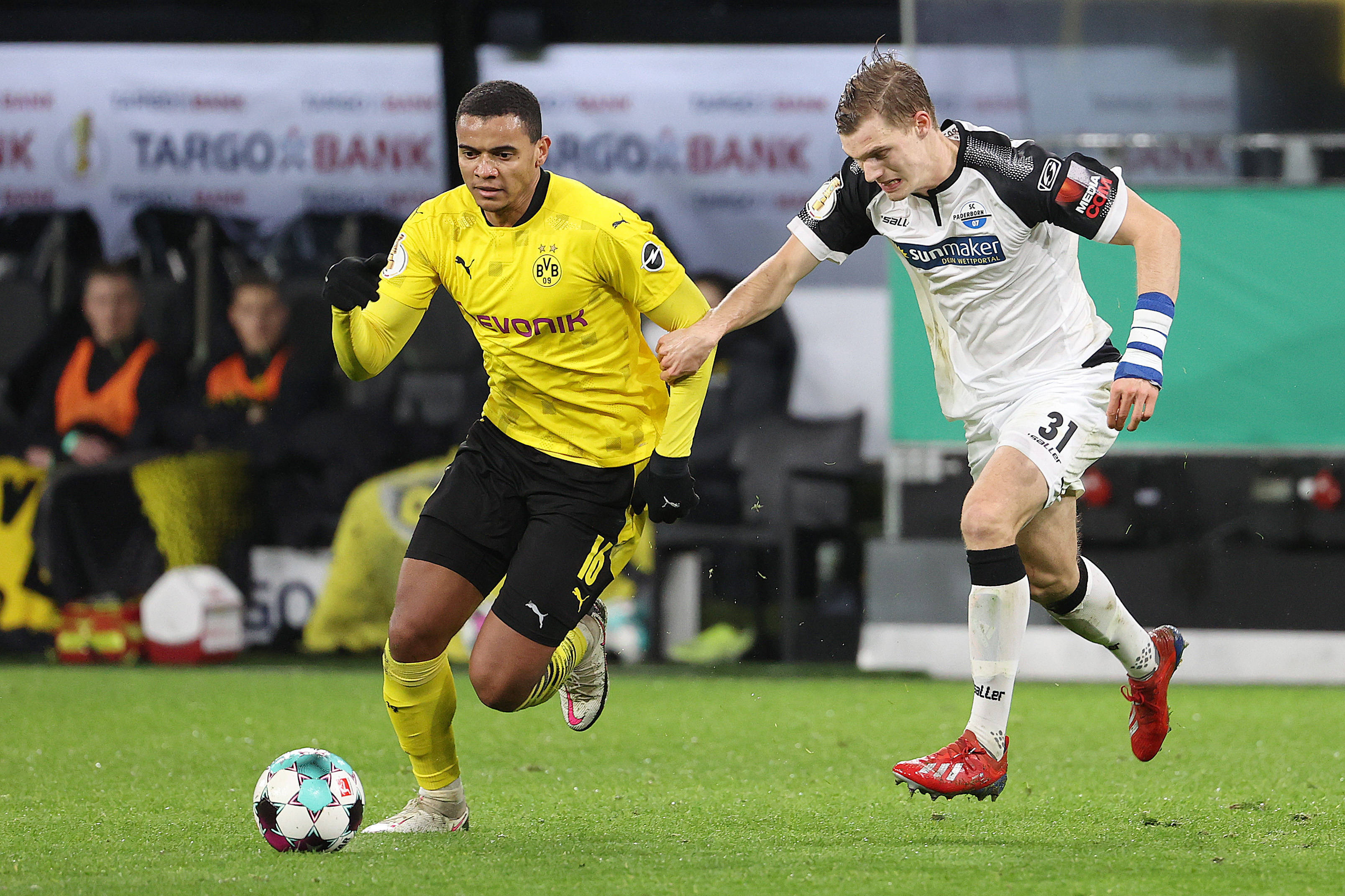 美因茨足球队士气高昂，战胜一切对手的简单介绍