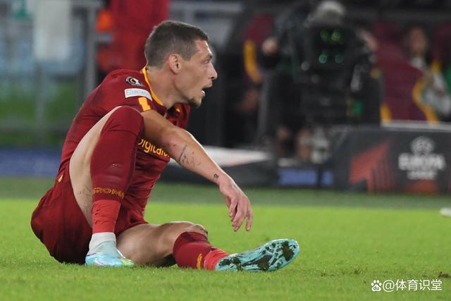 罗马后卫造点球被批评,球队目前表现不佳的简单介绍 罗马后卫造点球被批评,球队目前表现不佳的简单介绍