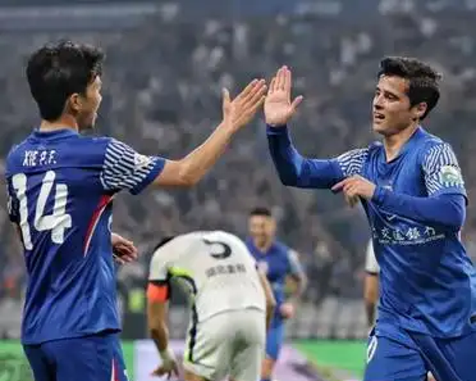 关于激烈对抗中险胜,球队晋级不容易的信息 关于激烈对抗中险胜,球队晋级不容易的信息