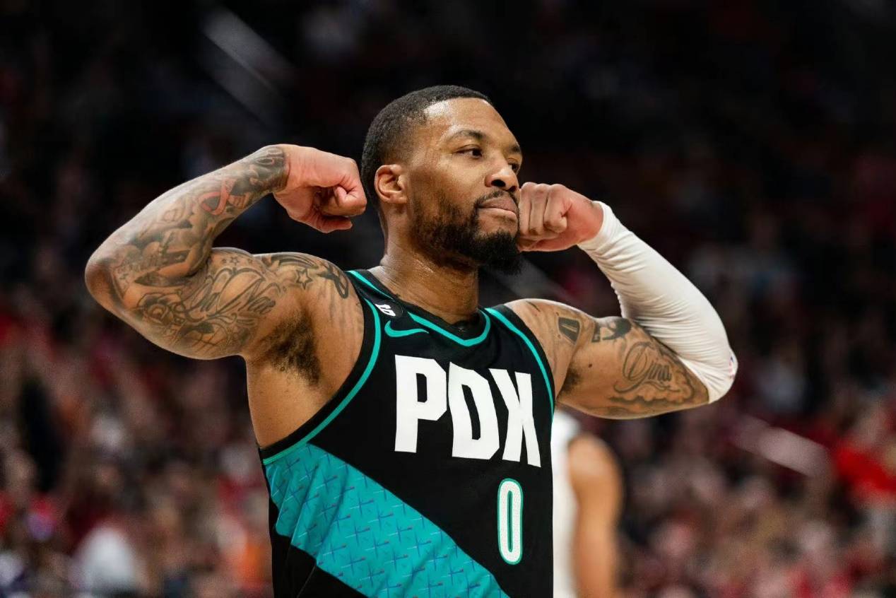 开拓者遭遇失利，利拉德难以承担压力