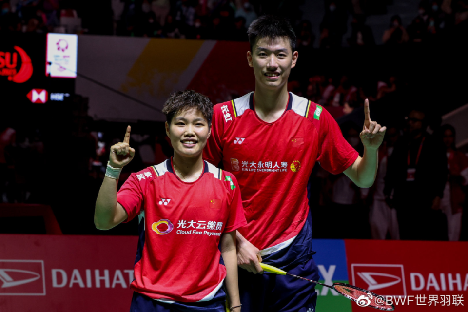 印度队碾压德国队,石宇奇统治全场 印度队碾压德国队,石宇奇统治全场