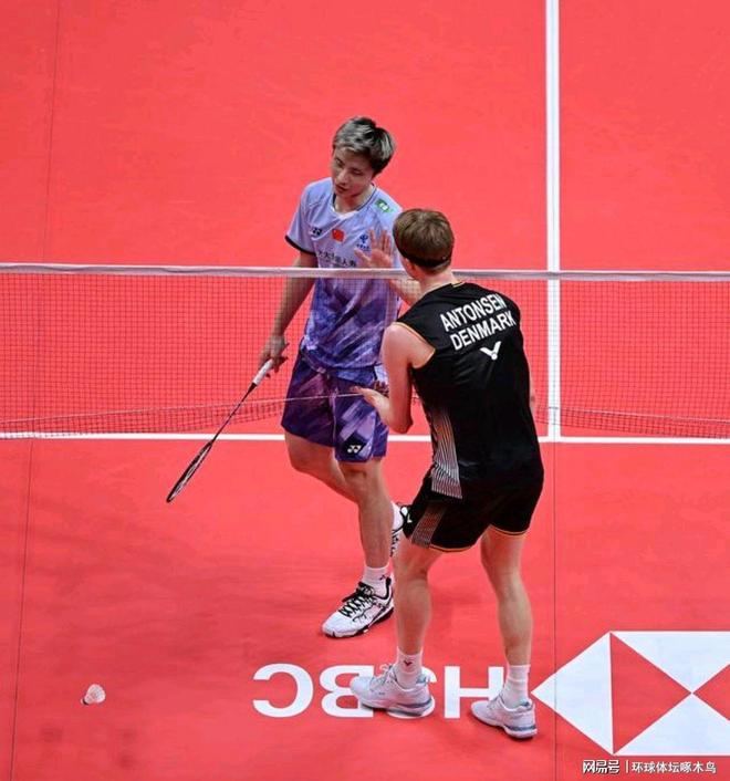 丹麦队碾压中国队，石宇奇扛起全队