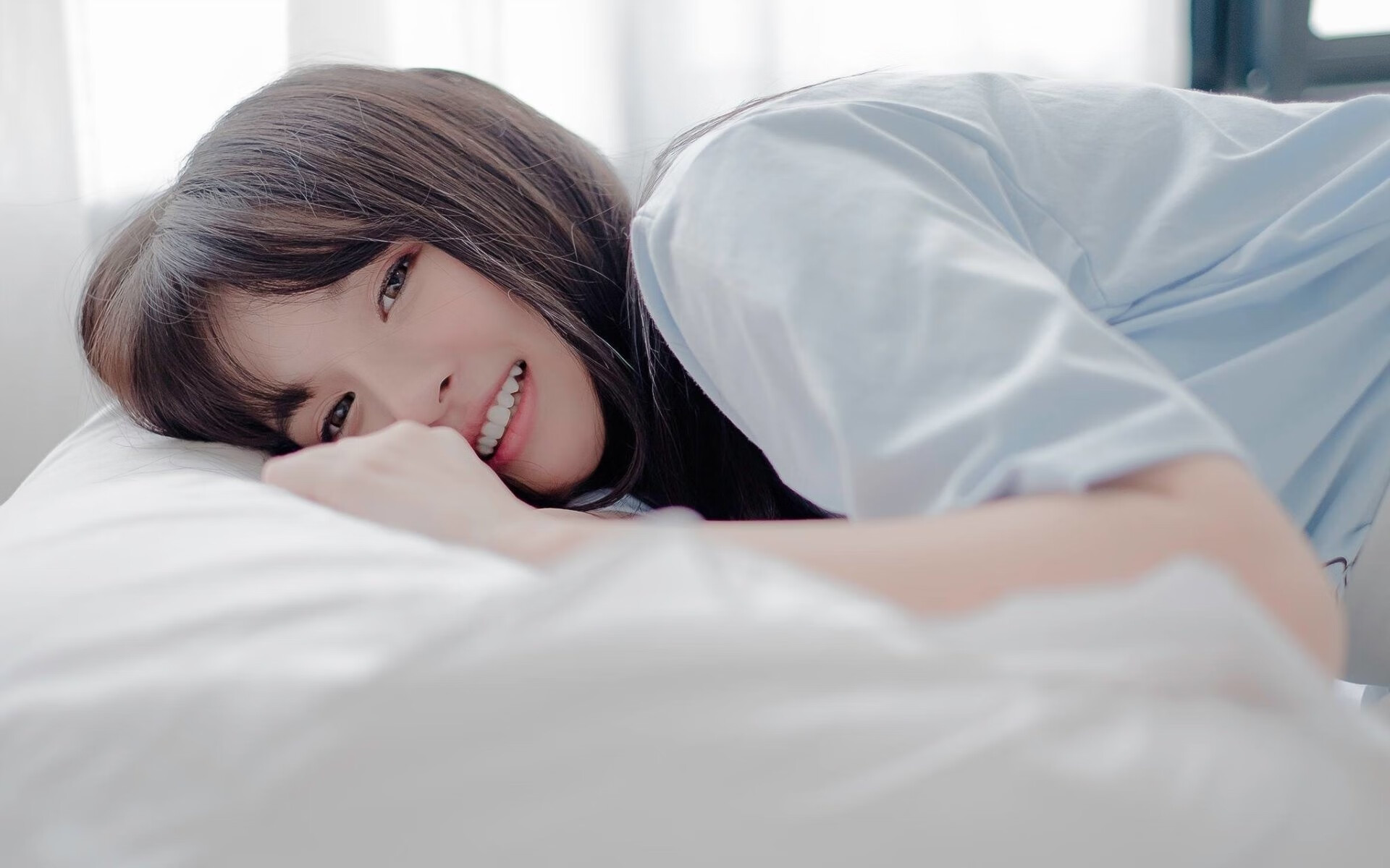 看到这个关键词组合，我意识到您可能指的是一场具有特殊意义的篮球比赛（或许是表演赛或友谊赛）下面我将基于北京队对阵森林狼、火力压制和詹姆斯成为焦点这几个核心要素，为您构思一篇具有唯一性和故事性的文章