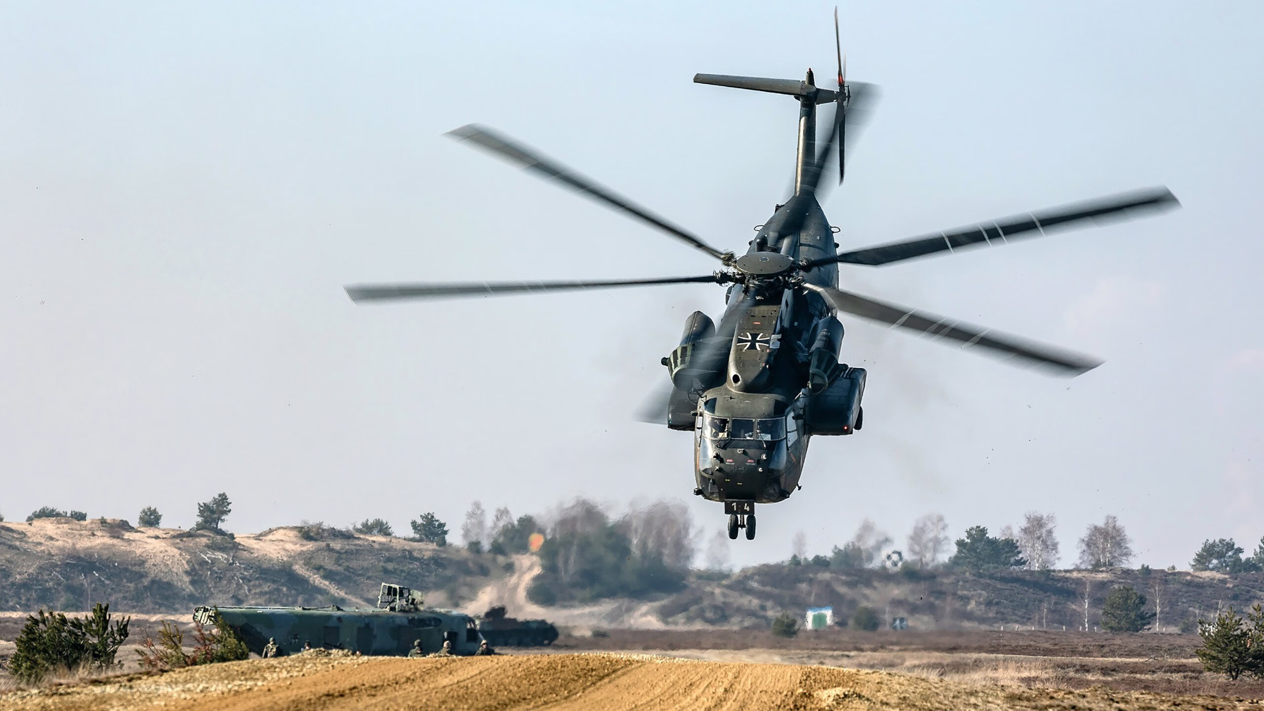 爱德华兹赛后评分拉满，魔术爆冷骑士，篮球之夜的意外与辉煌