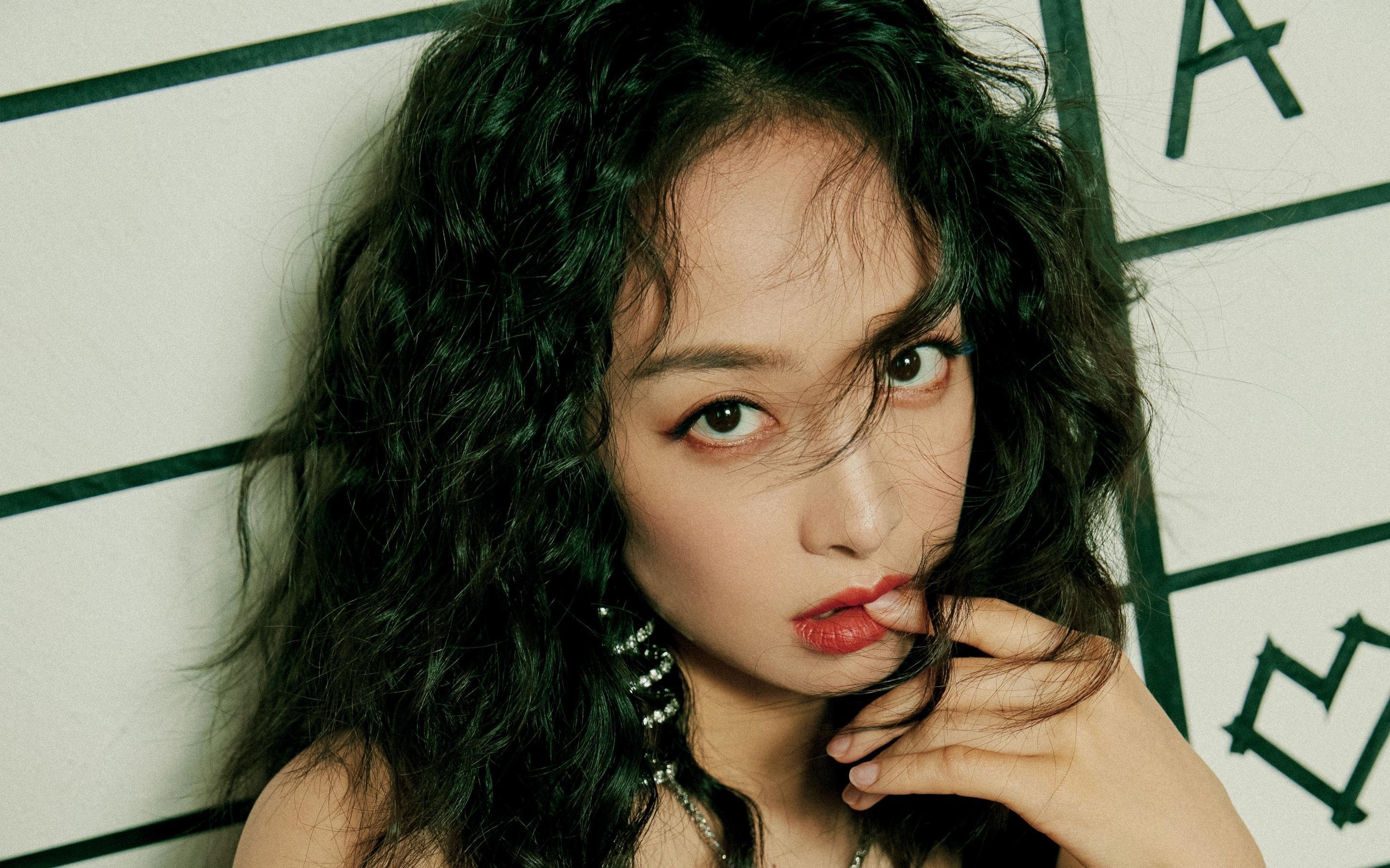 东方奇迹与西方荣耀，伊拉克击溃突尼斯，孔德欧冠决赛接管比赛