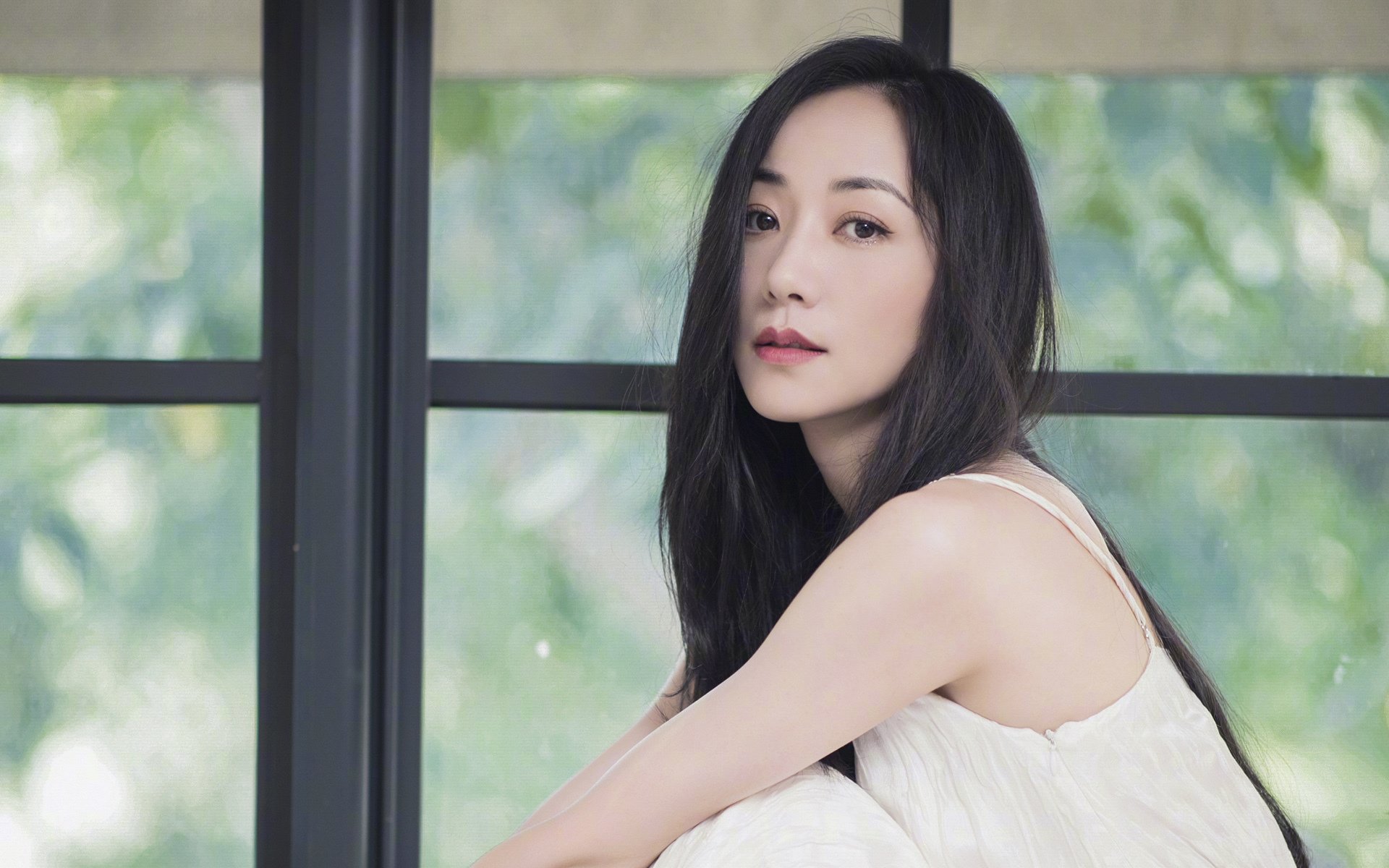 李刚仁爆发闪耀欧冠之夜，阿尔及利亚铁血强行终结曼联不败金身