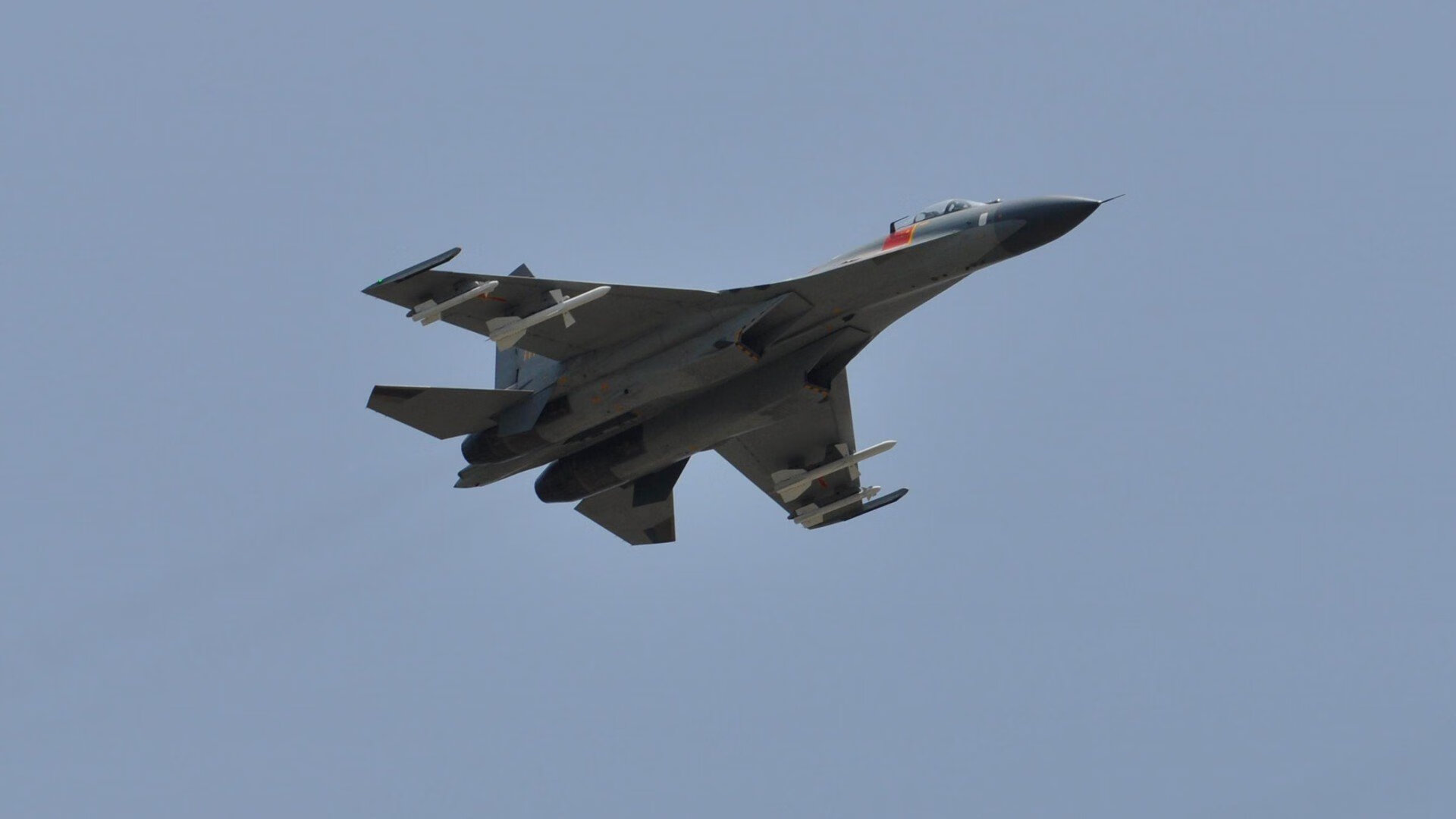 全球体育日，从F1赛道到足球场，克罗地亚击败中国成焦点