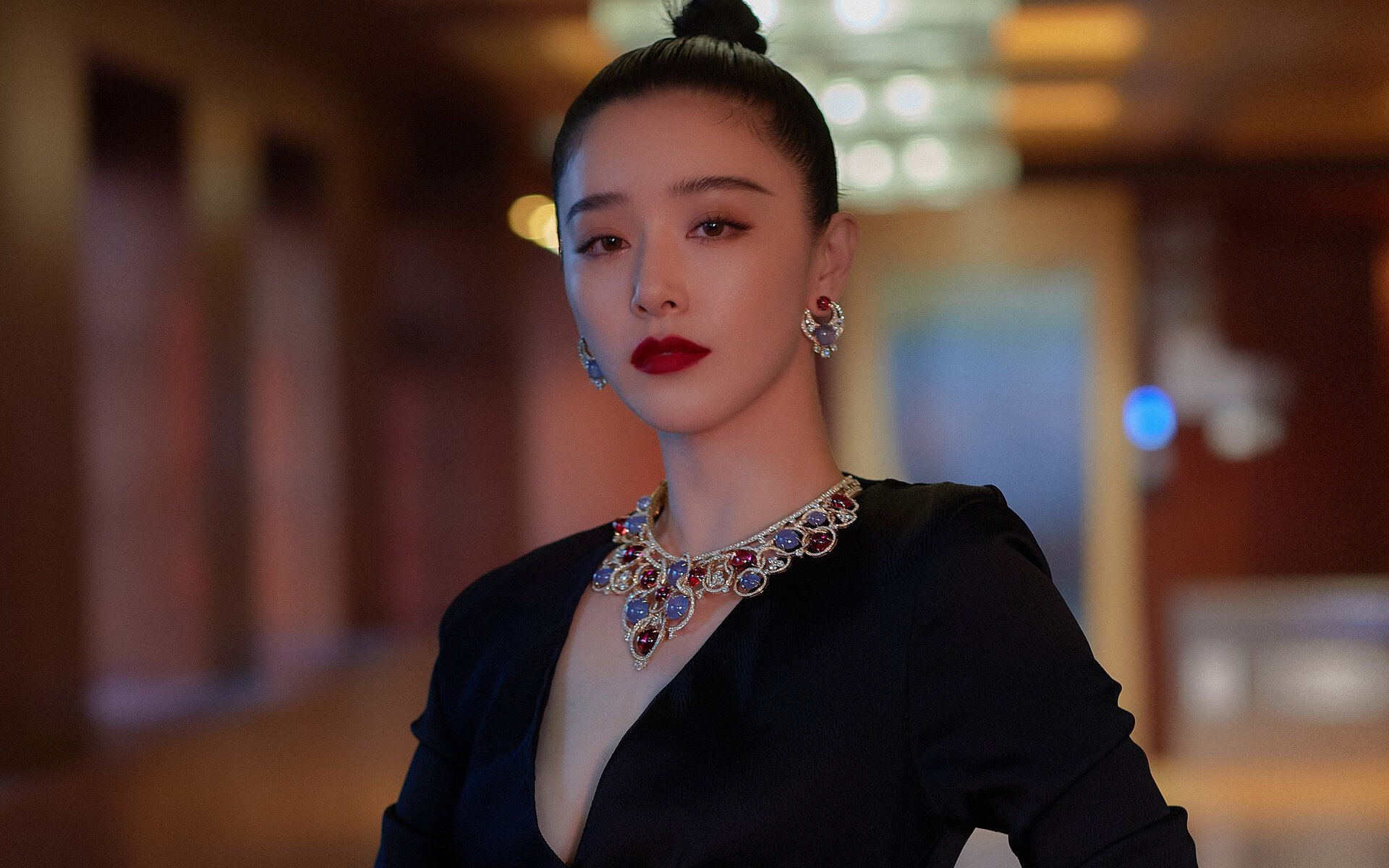 以下是为您定制的文章标题与内容